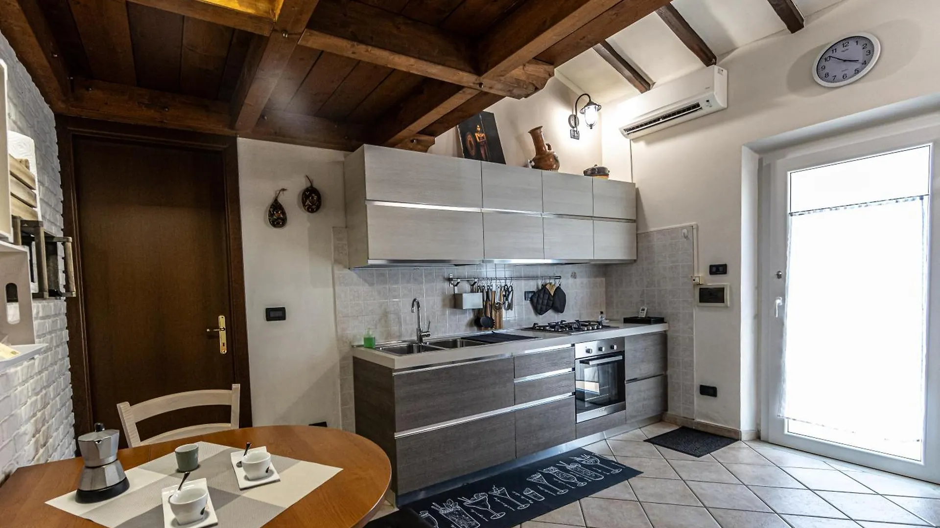 My Hive Apartman Cascina